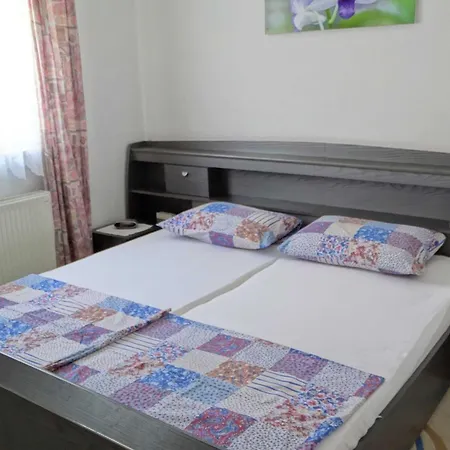 Cozy Retreats In Quiet Neighborhood Apartment Crikvenica