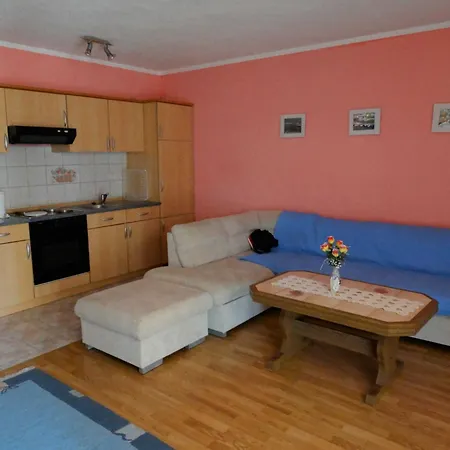 Apartment Cozy Retreats In Quiet Neighborhood Crikvenica