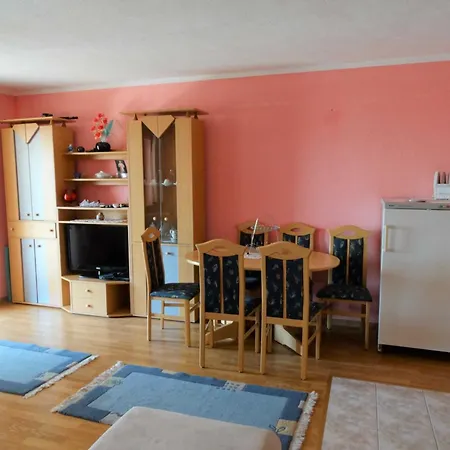 Cozy Retreats In Quiet Neighborhood * Crikvenica